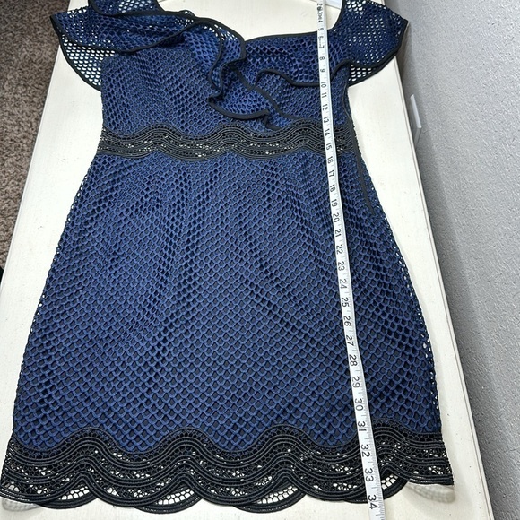 Saylor Luca Mini Dress Drop One Shoulder Navy Blue Mesh size Medium - Picture 16 of 16